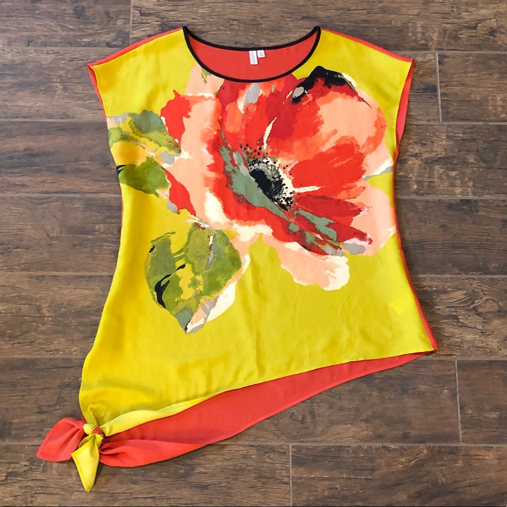 Floral asymmetric sleeveless top